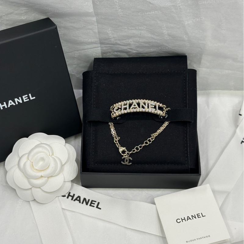 【配件 包裝盒 防塵袋 💕】Chanel 字母滿鑽 手鍊-1