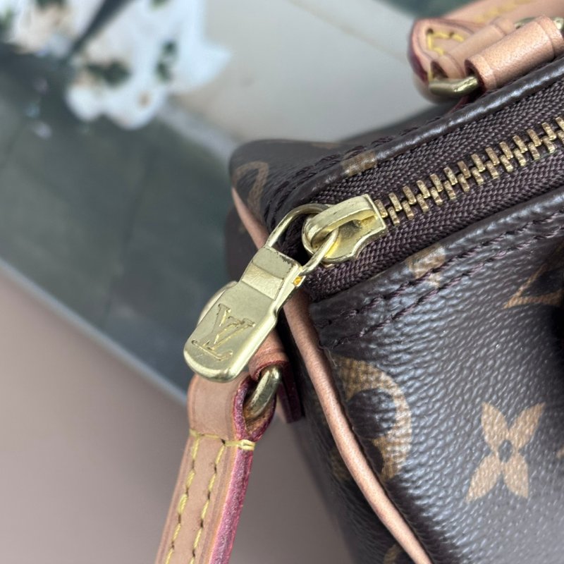 ::LOUIS VUITTON:: LV M81085 Nano Speedy 花紋手提斜背包-36