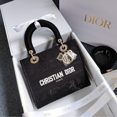 Dior 迪奧 戴妃五格 黑色蕾絲太陽女神刺繡 金扣 24編碼