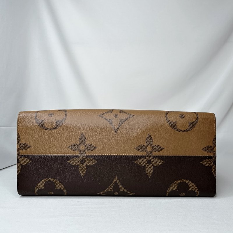 LV OnTheGo GM購物袋手提包-9