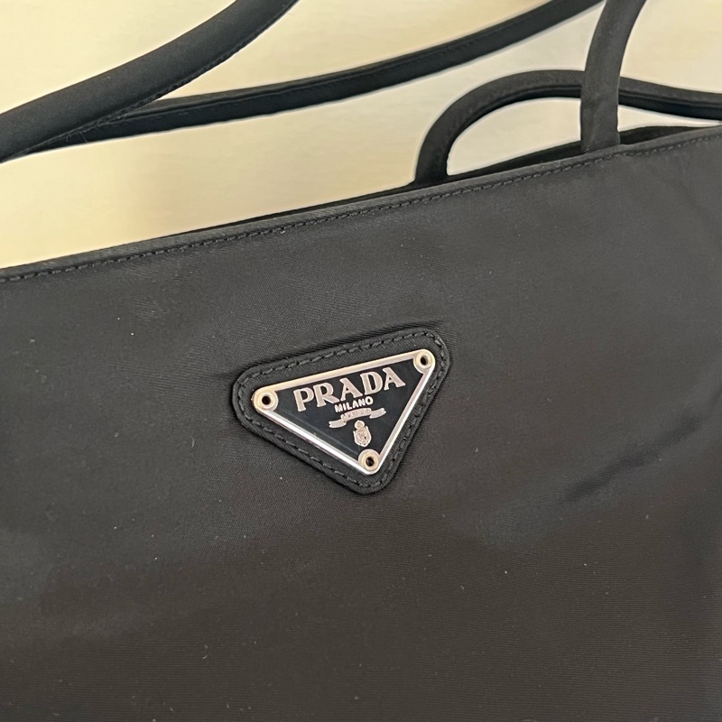 #小紅書爆款 #極新Prada降落傘尼龍托特包 25-7