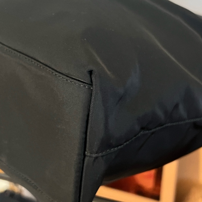 #小紅書爆款 #極新Prada降落傘尼龍托特包 25-10