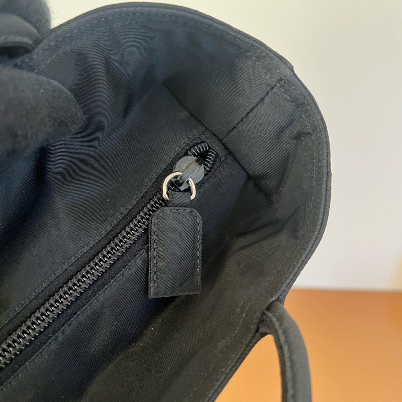 #小紅書爆款 #極新Prada降落傘尼龍托特包 25-14