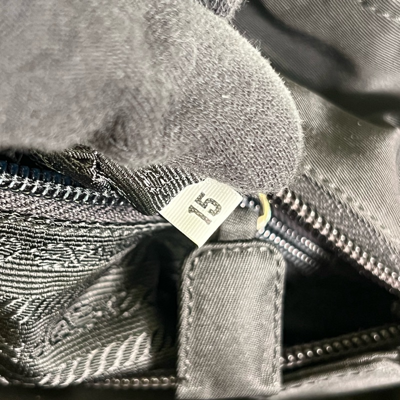 #小紅書爆款 #極新Prada降落傘尼龍托特包 25-17