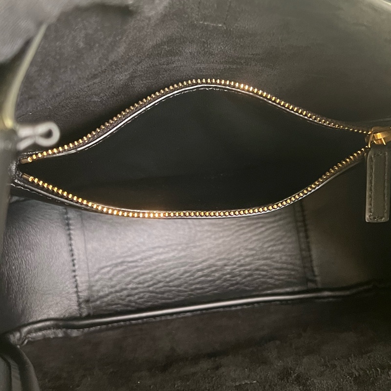 #99新 #25年 YSL Le 5 a7 hobo 小號 黑金-23