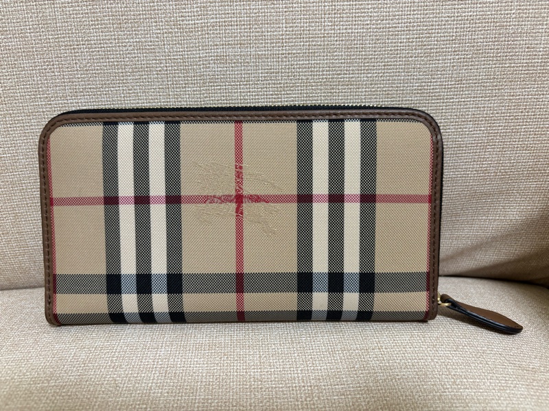 Burberry半牛皮ㄇ字拉鏈長夾-10