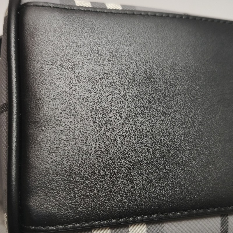 Burberry 牛皮拼色格紋手提包-10