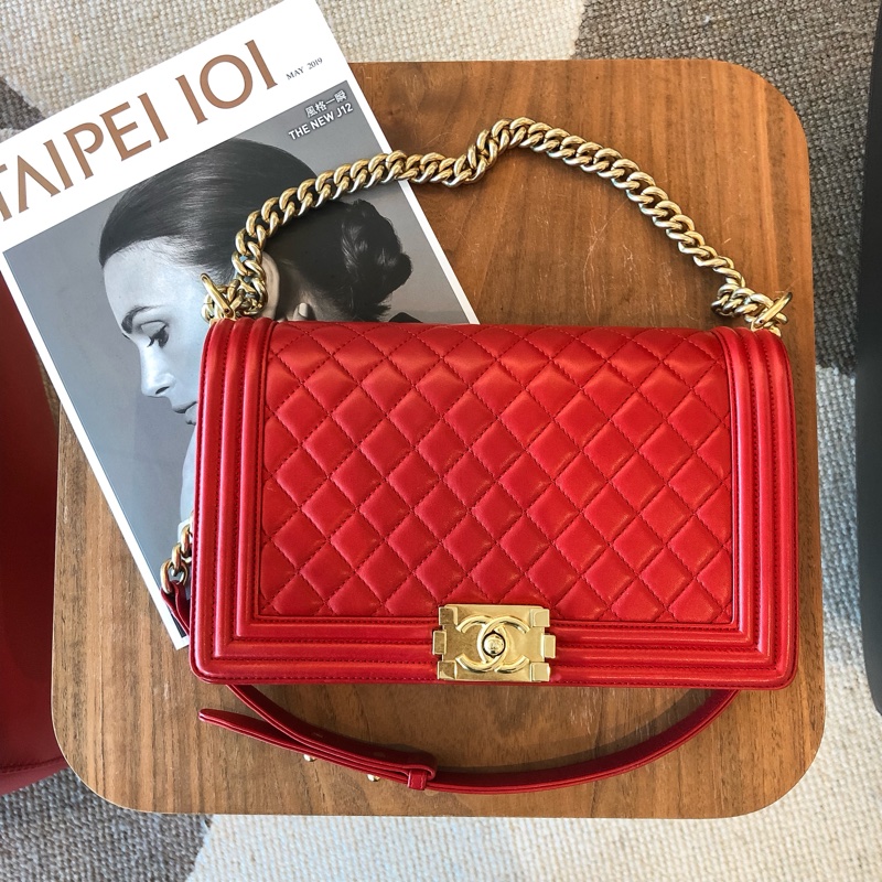絕版CHANEL Boy 28cm 紅色小羊皮菱格金鍊A92193 肩背包-25