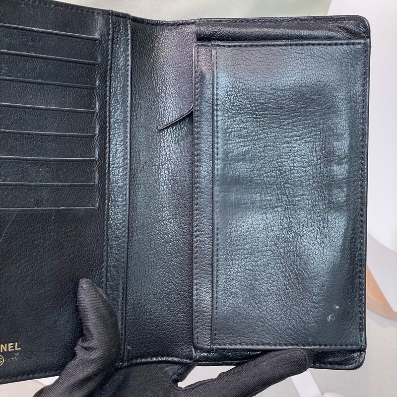 Chanel 香奈兒 黑色菱格漆皮長夾 XA122-24