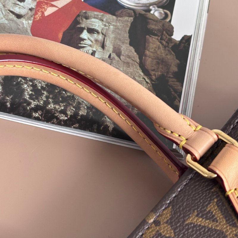 ::LOUIS VUITTON:: LV M46265 Sac Plat BB 大款經典花紋手提斜背琴譜包-14