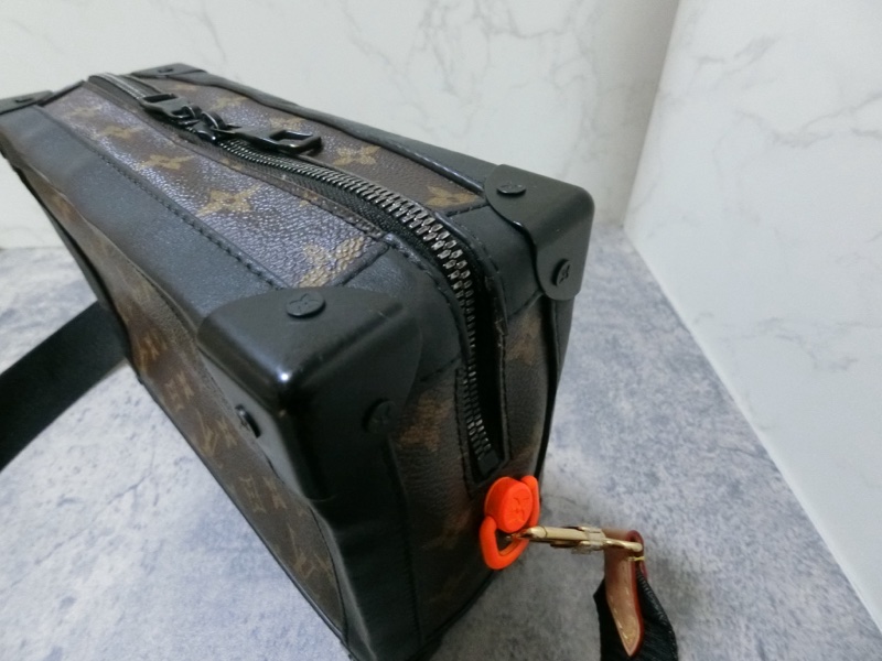 LV棕色軟盒子包M44427/Bandoulière背帶-8