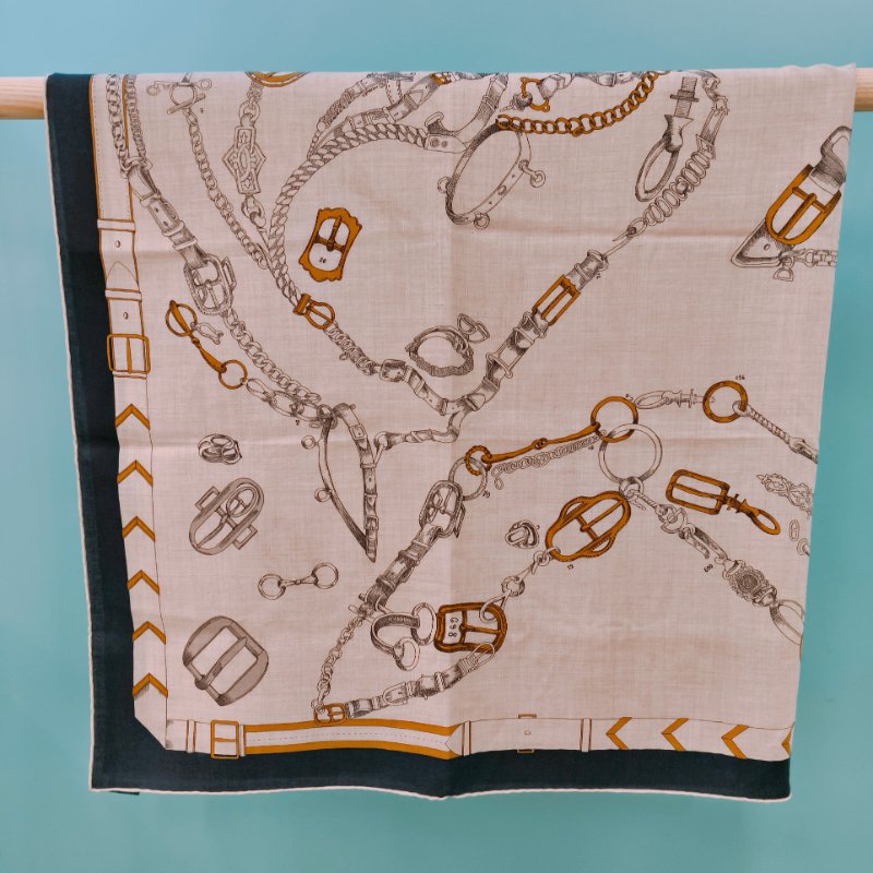 MS0348 Hermes 愛馬仕 山羊絨 絲巾 Scarf 140 x 140cm Chale Hors De Chaine Cashmere and Silk Navy x Beige-2