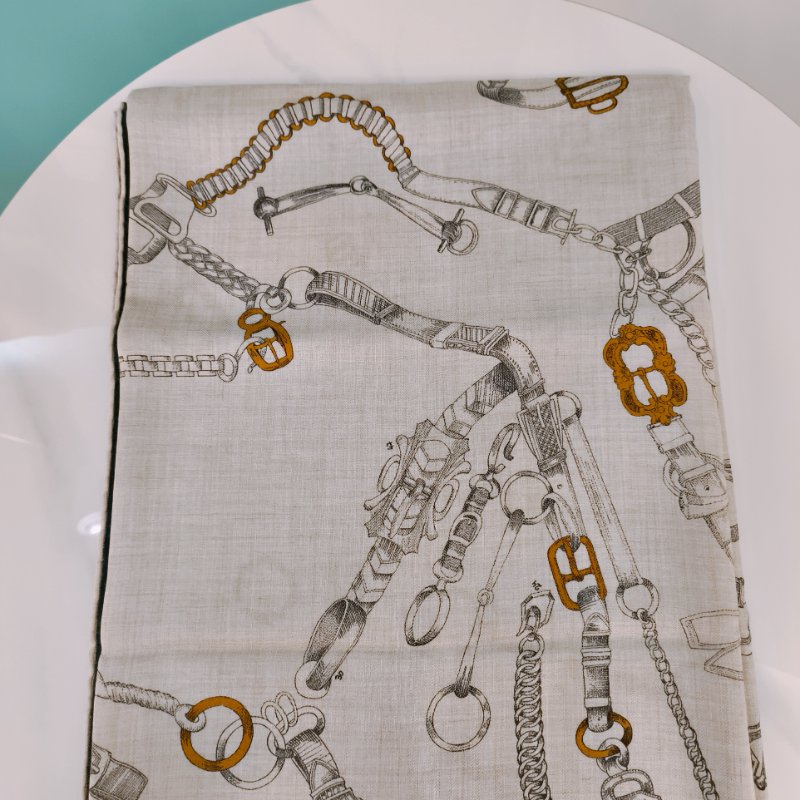 MS0348 Hermes 愛馬仕 山羊絨 絲巾 Scarf 140 x 140cm Chale Hors De Chaine Cashmere and Silk Navy x Beige-4