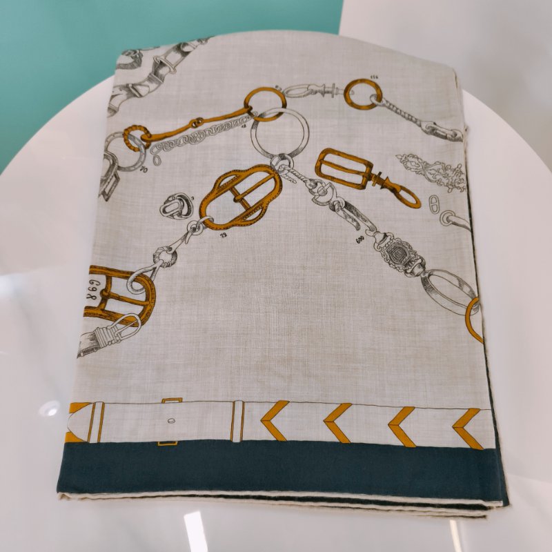 MS0348 Hermes 愛馬仕 山羊絨 絲巾 Scarf 140 x 140cm Chale Hors De Chaine Cashmere and Silk Navy x Beige-7
