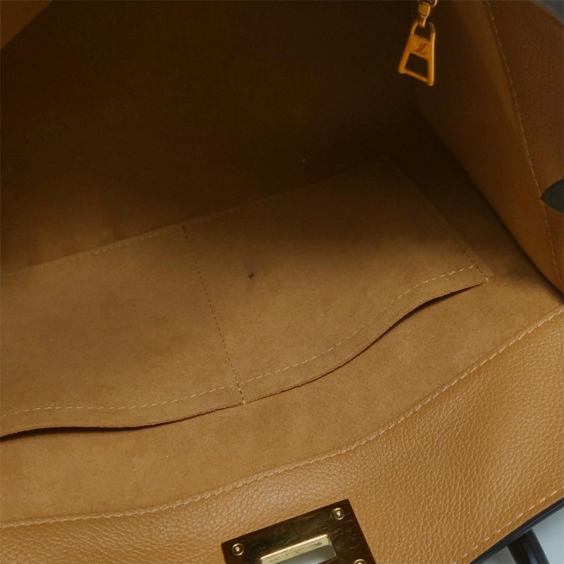 Louis Vuitton (LV) On My Side中號牛皮拼色老花旋扣斜挎包單肩包芯片款-9
