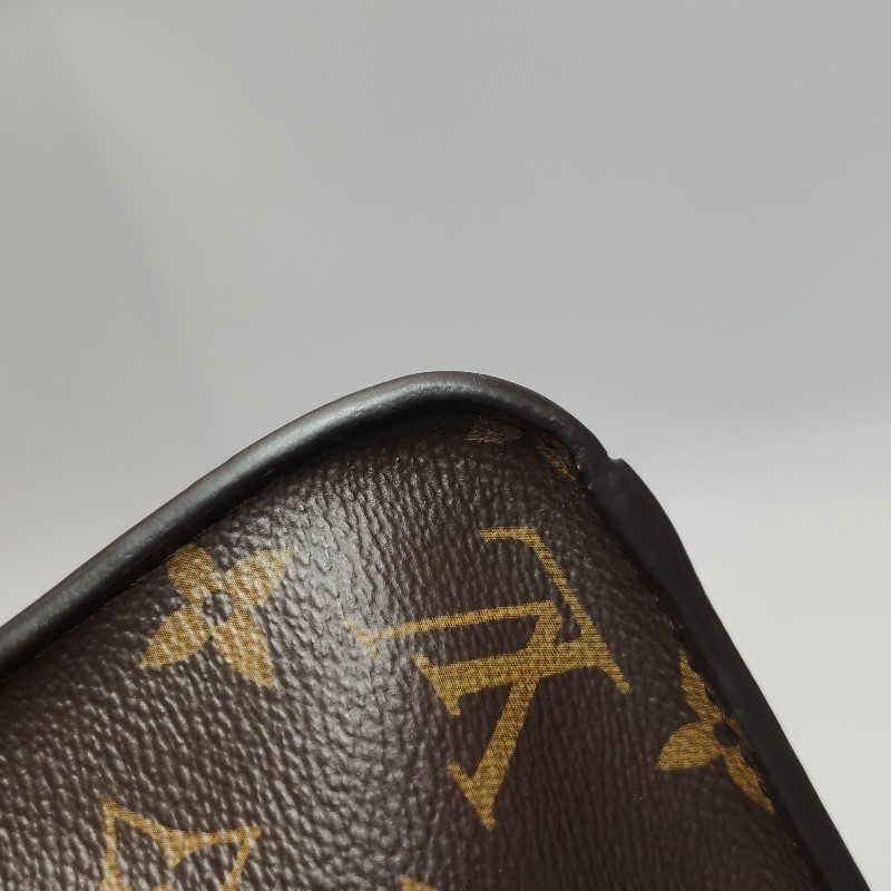 Louis Vuitton (LV) On My Side中號牛皮拼色老花旋扣斜挎包單肩包芯片款-11