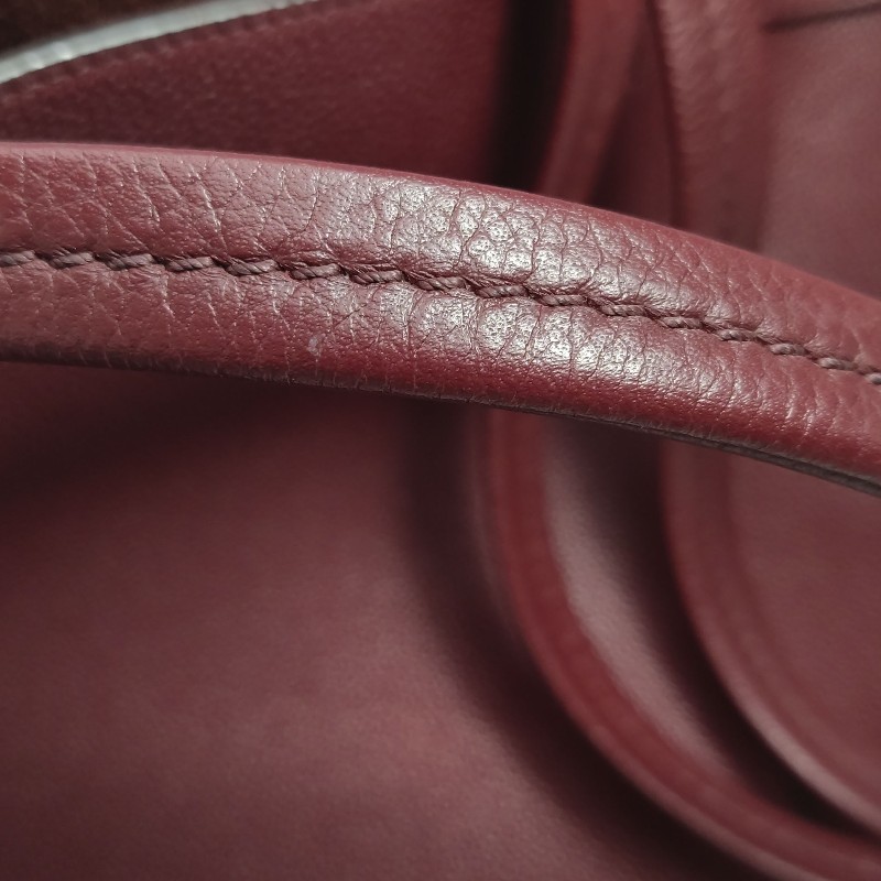 Celine Cabas Phantom牛皮純色字母logo束帶單肩包-9