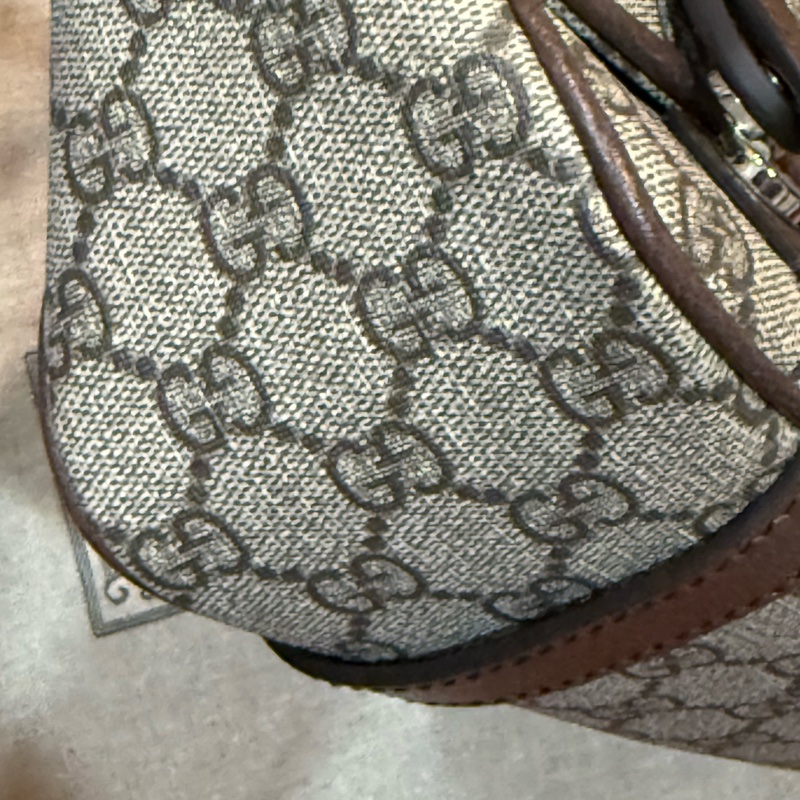 GUCCI 郵差包 658542 K9GSN 8358-12