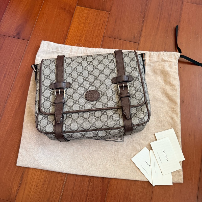 GUCCI 郵差包 658542 K9GSN 8358-10