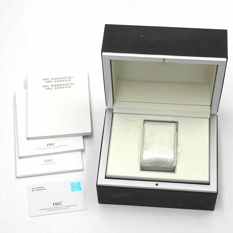 IWC 萬國飛行員世界時腕錶 IW326201 男式帶日期顯示,黑色,自動機芯,國際公司,飛行員-1