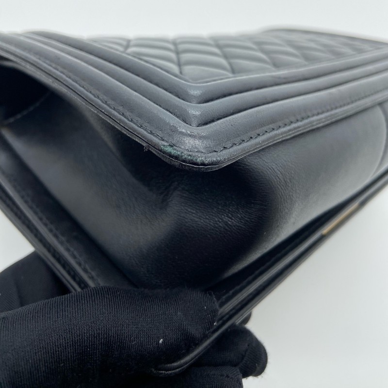 Chanel香奈兒 黑金羊皮 leboy 中號 25cm 肩背包-6