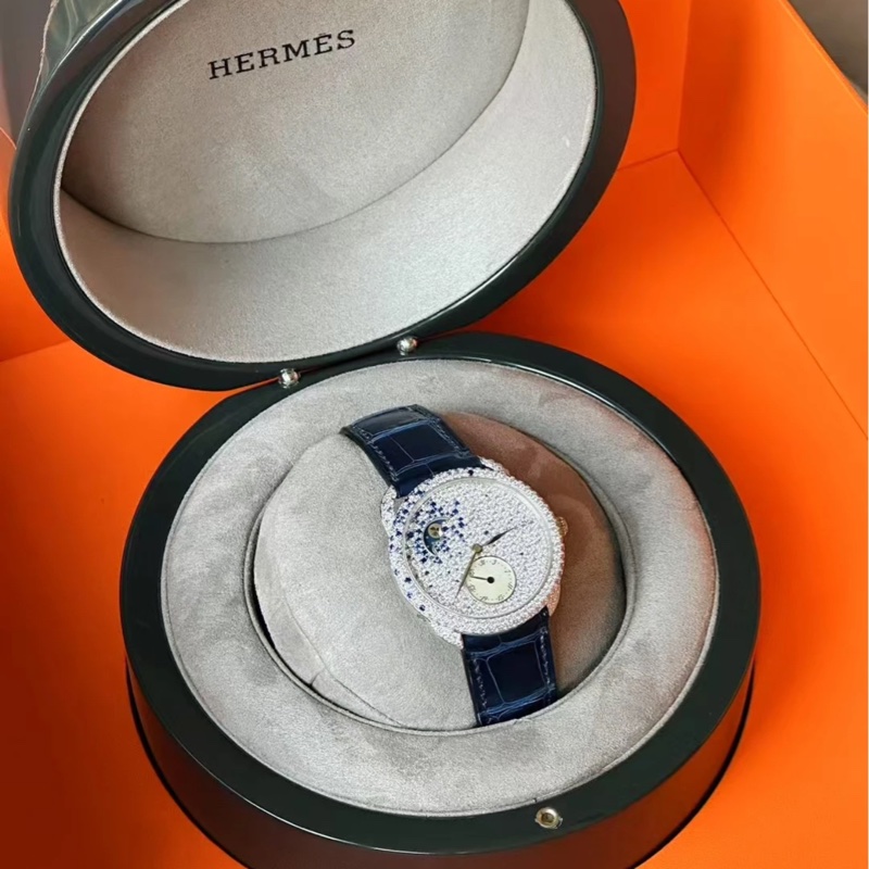 Hermes Arceau Petite Lune 仲夏夜之夢38 mm 滿天星 鑽石女裝手錶-3