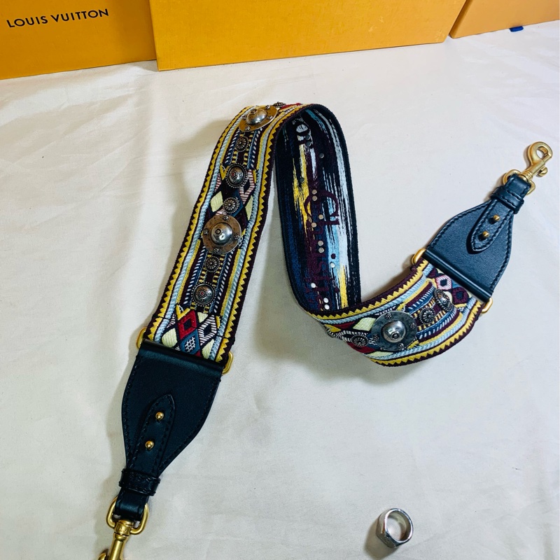 ‼️全台最甜 近新美品 Dior 迪奧 Christian dior 重工寬肩背/背帶 秀款-1