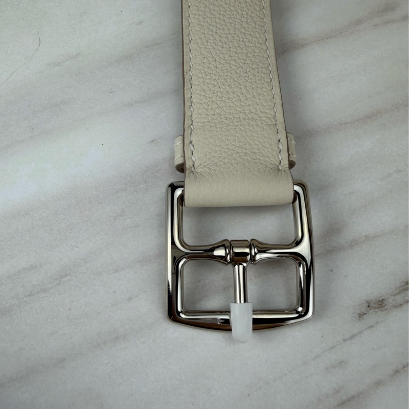 Kelly messenger PM 10 Craie 奶昔白銀釦 Kelly 郵差包-15