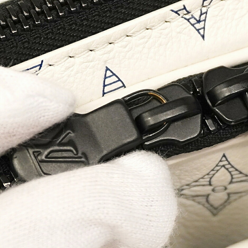 路易威登 Monogram Shadow Alpha 穿戴式皮夾單肩包 M83383 白色男款 P1393791-9