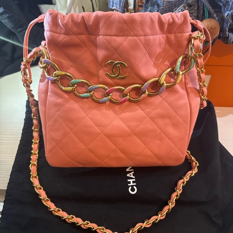 Chanel 珊瑚粉橘包 限量 送吊飾