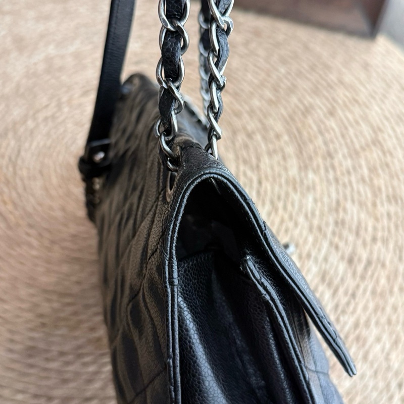 CHANEL 魚子醬牛皮機場 CF黑銀做舊五金 尺寸約底長31.5cm 年份:17開-16