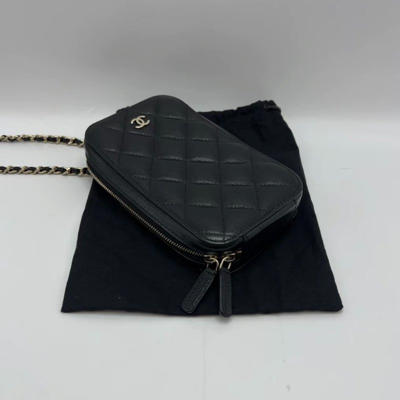 CHANEL 黑金荔枝牛皮手機包10*17.5*4 98新配件塵袋-4