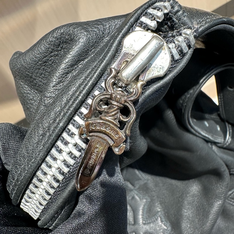 克罗心chromehearts 黑色十字水桶流浪包-9