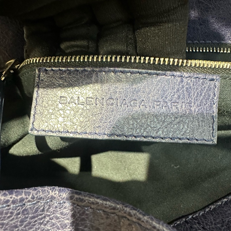 巴黎世家Balenciaga蓝色油蜡皮机车翻盖邮差包-10