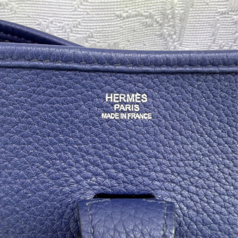 29” evelyne Clemence phw-2
