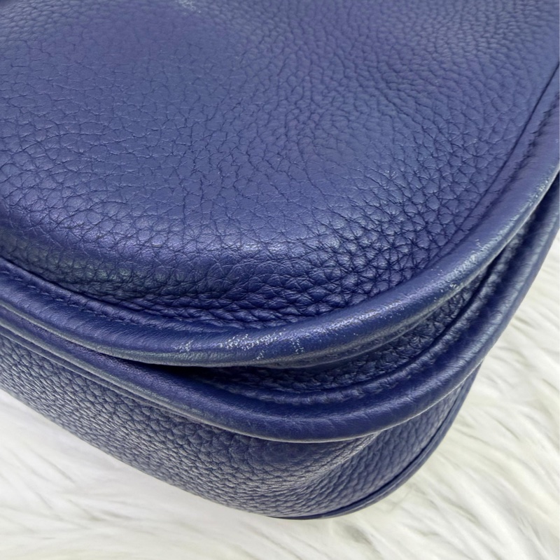 29” evelyne Clemence phw-12