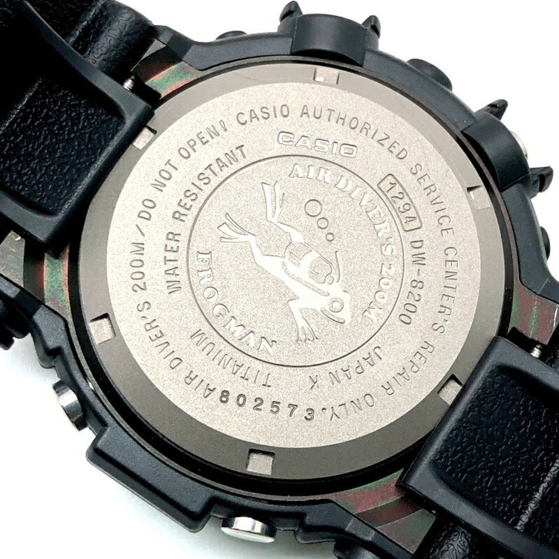 G-SHOCK CASIO DW-8200BM-1T FROGMAN MEN IN BLACK 2 手錶 MIB2 黑色鏡面鈦金屬錶殼 Entry Frog EL 1998年11月發售 三國丘店 ITF3AFMYIJYI-7