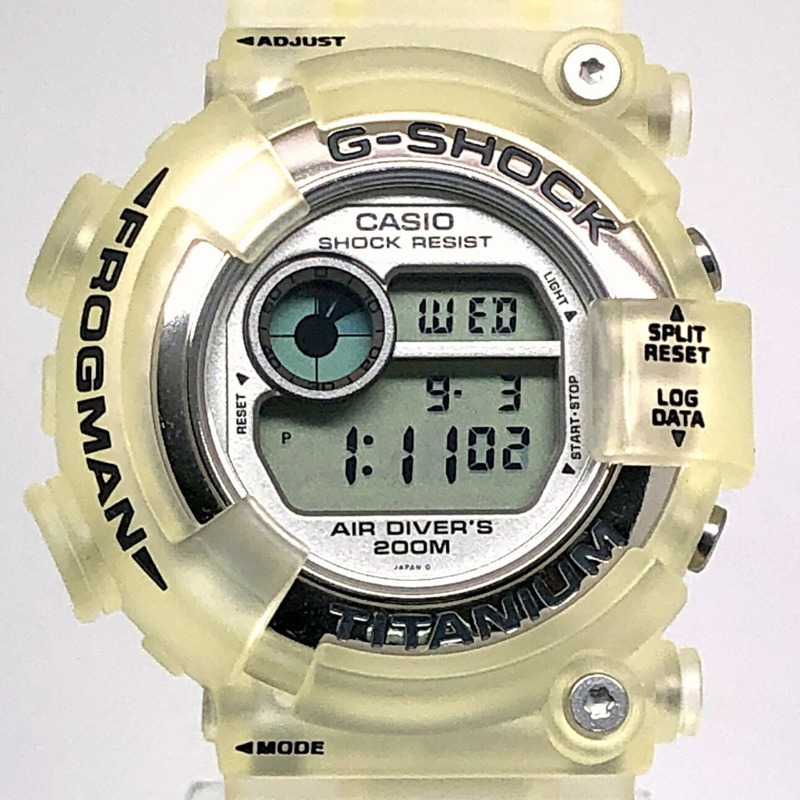 G-SHOCK CASIO DW-8201WC-8T FROGMAN WCCS 鈦金屬腕錶,白色鏤空,黑色錶殼,Triple Manta EL,世界珊瑚礁保護協會,1998 年 6 月發售,三國丘店,IT2ETIJ6VP2G-0