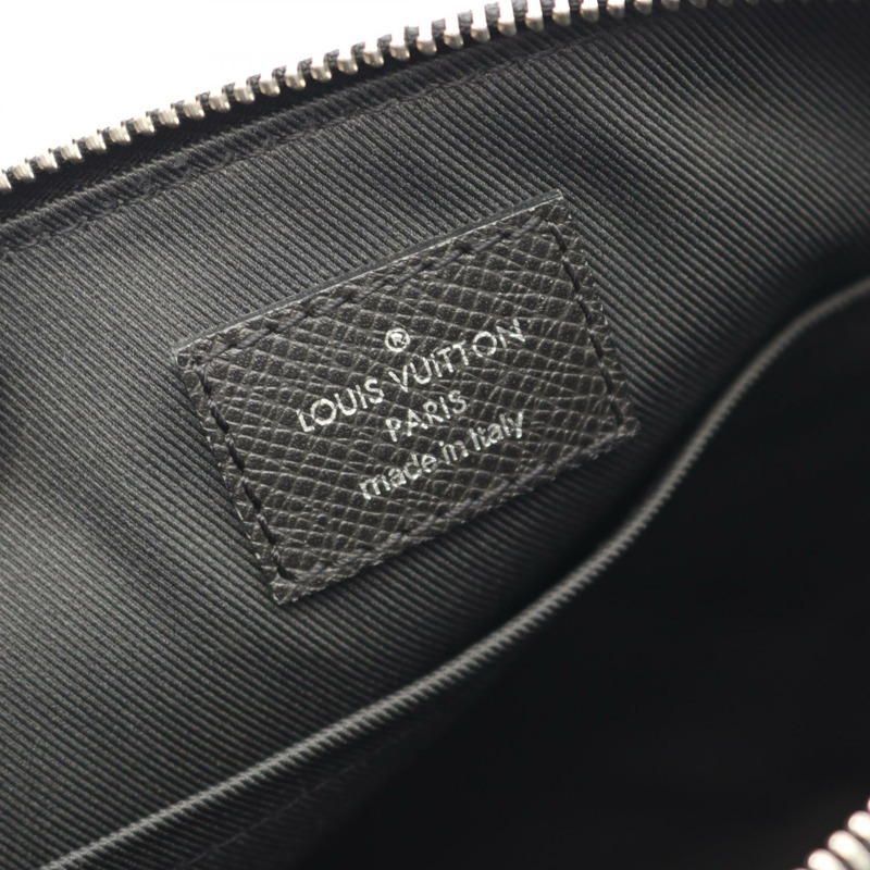 LOUIS VUITTON Pochette Grigori 單肩斜背包 M30505 Taiga 灰色 二手 LV-3