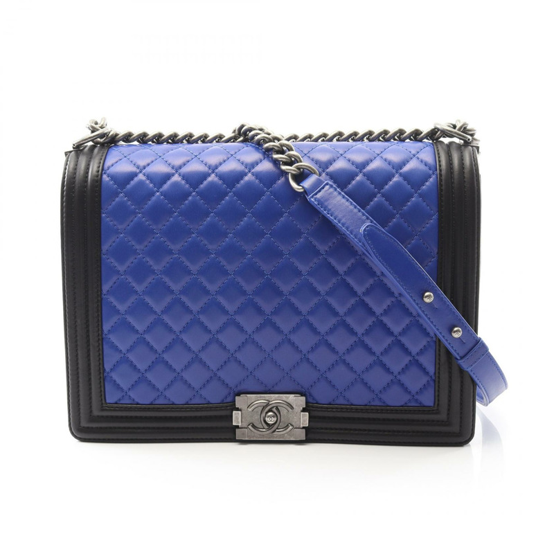 CHANEL Boy Chanel 大號 Matelasse 肩包 羔羊皮 藍色 黑色 二手 CC-0