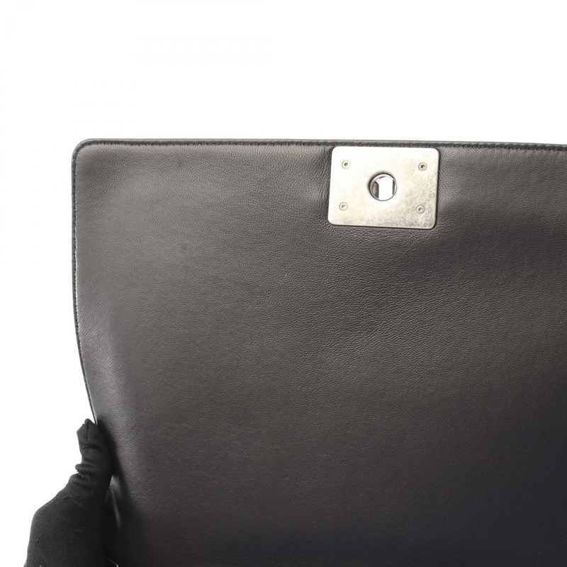 CHANEL Boy Chanel 大號 Matelasse 肩包 羔羊皮 藍色 黑色 二手 CC-5