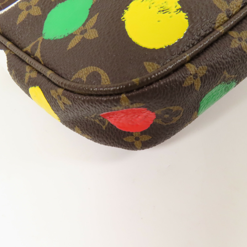LOUIS VUITTON Monogram LV X YK Pochette金扣手挽肩背兩用袋-7