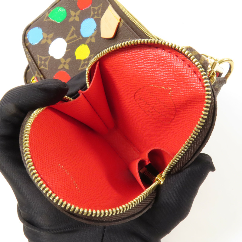 LOUIS VUITTON Monogram LV X YK Pochette金扣手挽肩背兩用袋-17