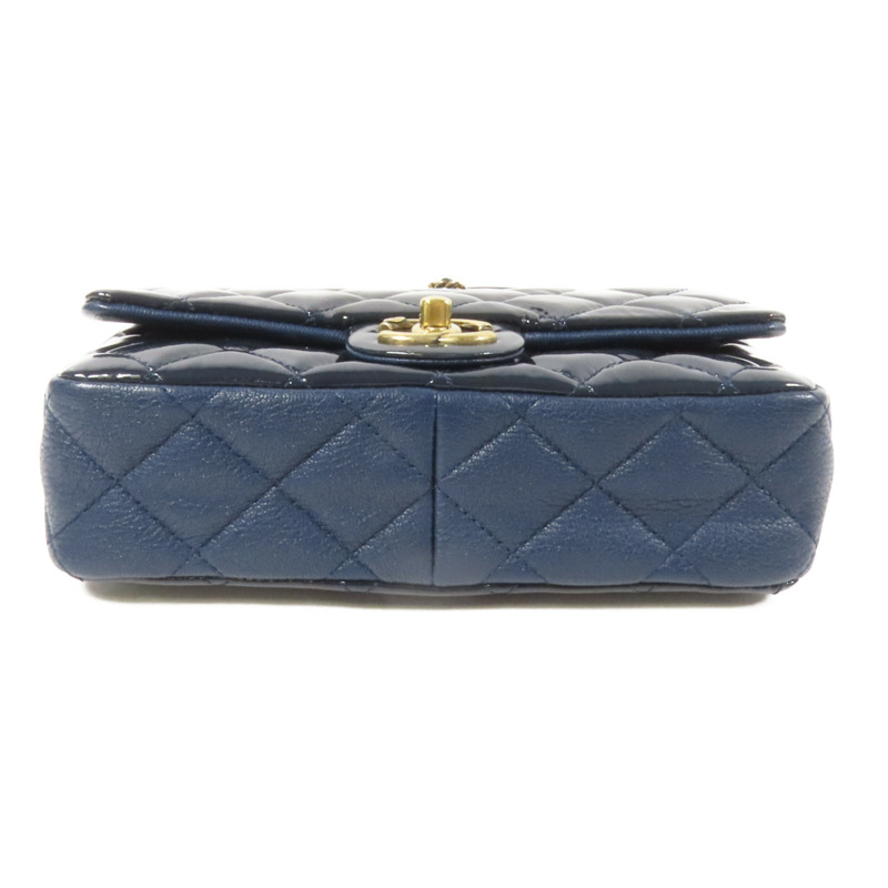 CHANEL 漆皮皮革Chain Shoulder金扣肩背袋-3
