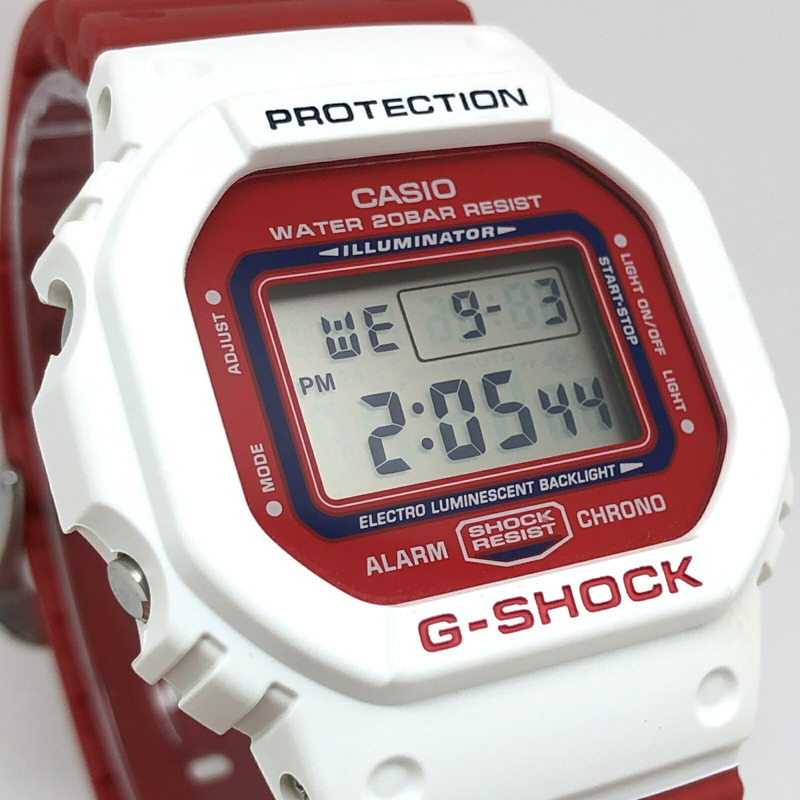 G-SHOCK CASIO DW-5600TB-4A THROW BACK 1983 腕錶 白色 x 紅色 EL 2017 年 11 月發售 三國丘店 ITIVASJRHGAC-3