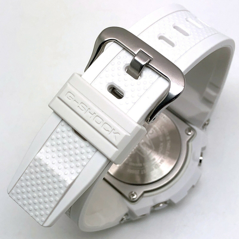 G-SHOCK CASIO GST-W300-7A G-STEEL 電波太陽能腕錶，配備堅固耐用的太陽能、6 波段、雙 LED 燈、金屬錶圈、指針/數字顯示，白色和銀色可選。 2017 年 10 月上市。三國丘店有售。 ITVTYNJG8T9O。-6