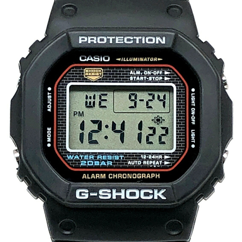 G-SHOCK CASIO DW-5000-1 手錶，復刻初代 DW-5000C，螺旋式後蓋 EL 背光，2001 年 3 月發售，三國丘店 ITWHHXGDC8KG-0