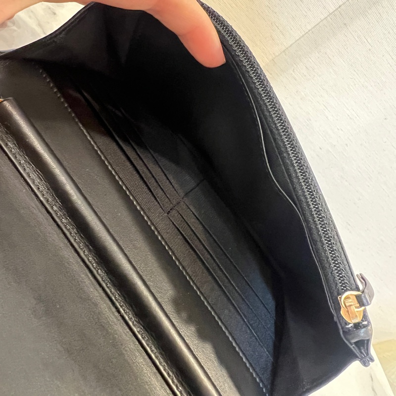 Chanel 黑牛皮霧金釦Boy WOC. A83222-13