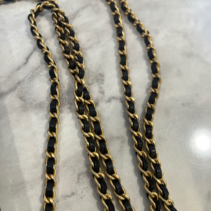 Chanel 黑牛皮霧金釦Boy WOC. A83222-16