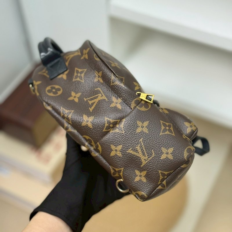 🏷️LV．Mini 小書包 M44873-2